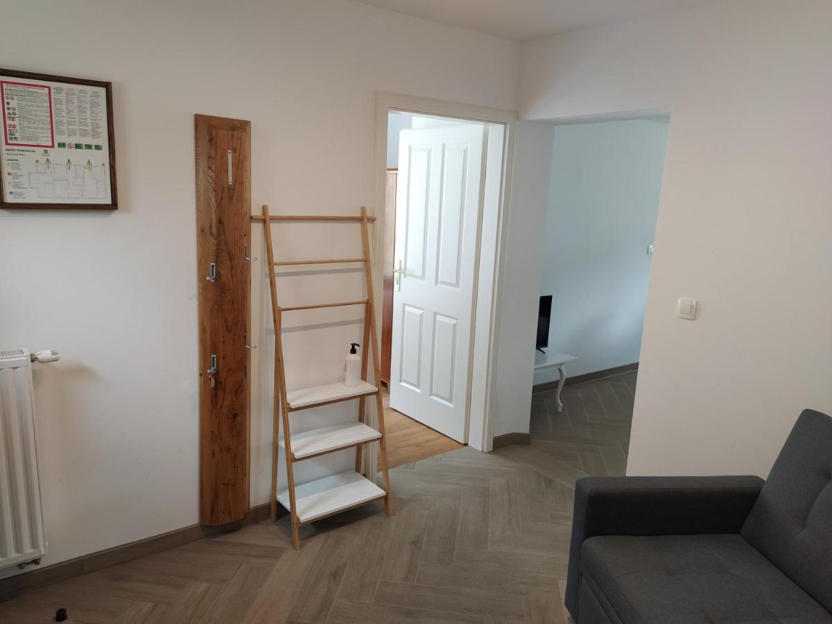 Apartmaji Maln Dolenjske Toplice Zewnętrze zdjęcie