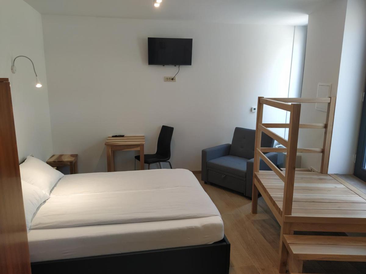 Apartmaji Maln Dolenjske Toplice Zewnętrze zdjęcie