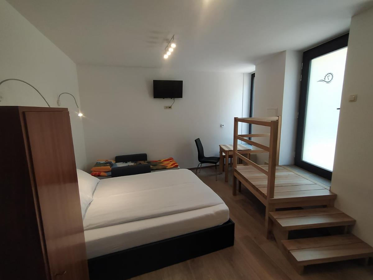 Apartmaji Maln Dolenjske Toplice Zewnętrze zdjęcie