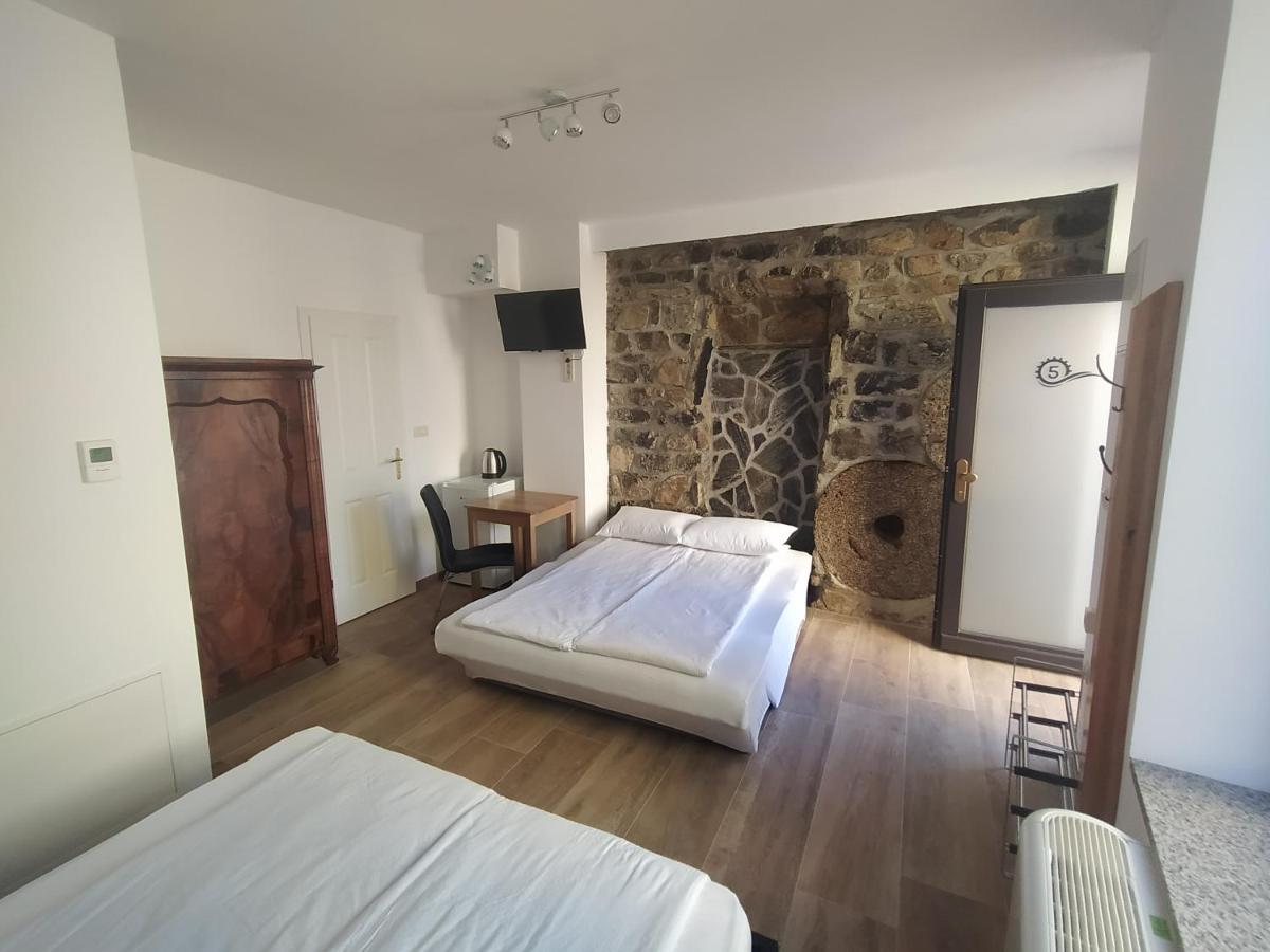 Apartmaji Maln Dolenjske Toplice Zewnętrze zdjęcie